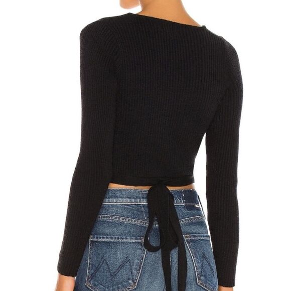 Black wrap top - Picture 2 of 2